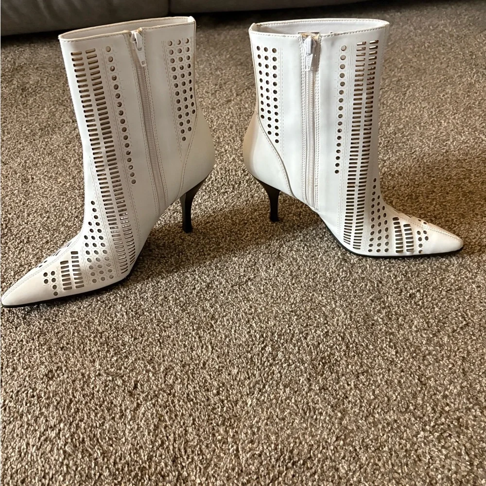 Apostrophe Ivory Perforated Ankle Boots - Picture 3 of 6